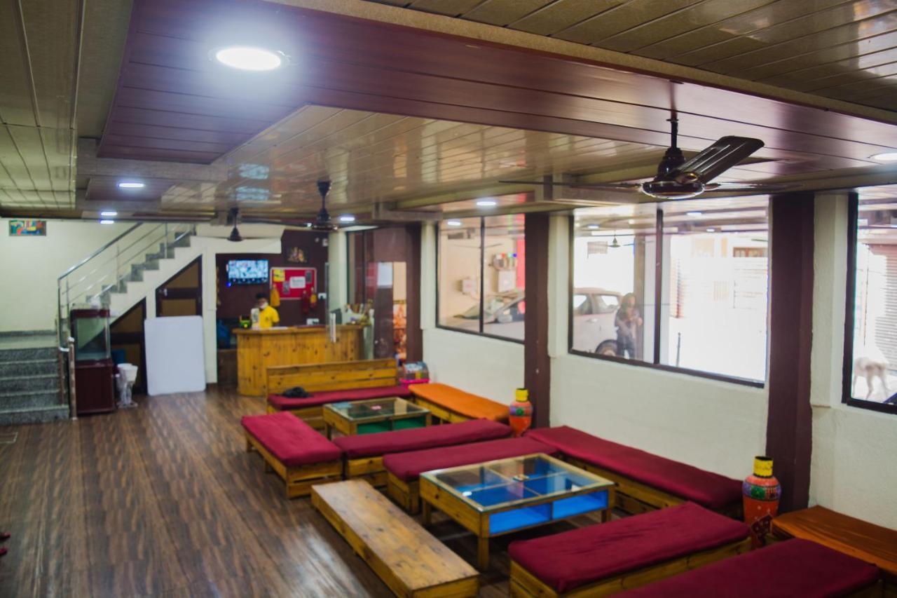 Hostel The Mountain View Rishīkesh Zewnętrze zdjęcie