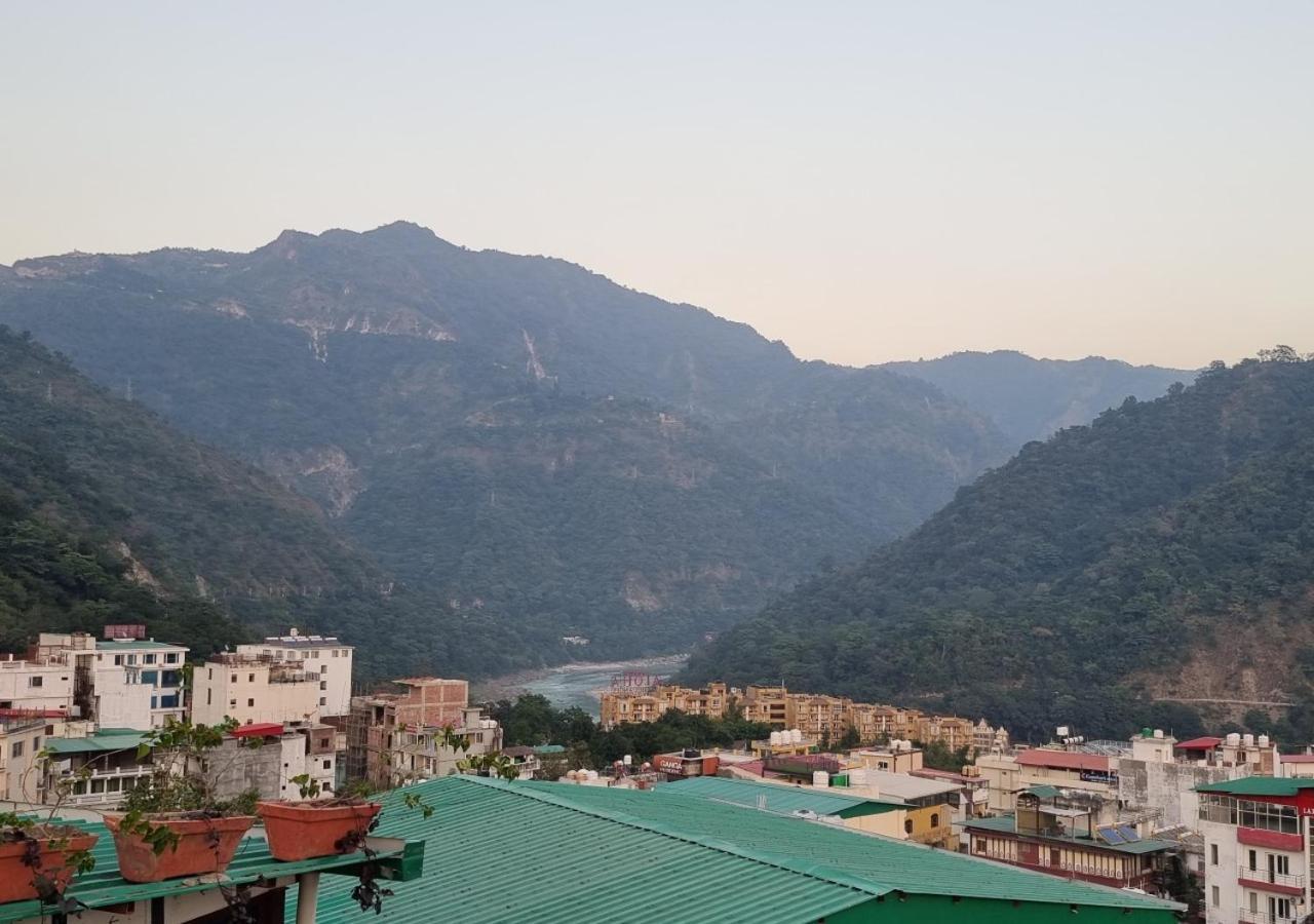 Hostel The Mountain View Rishīkesh Zewnętrze zdjęcie